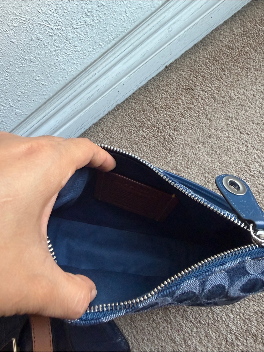 Coach Denim Swinger 20 Mini Shoulder Bag in Navy Blue - Picture 4 of 5